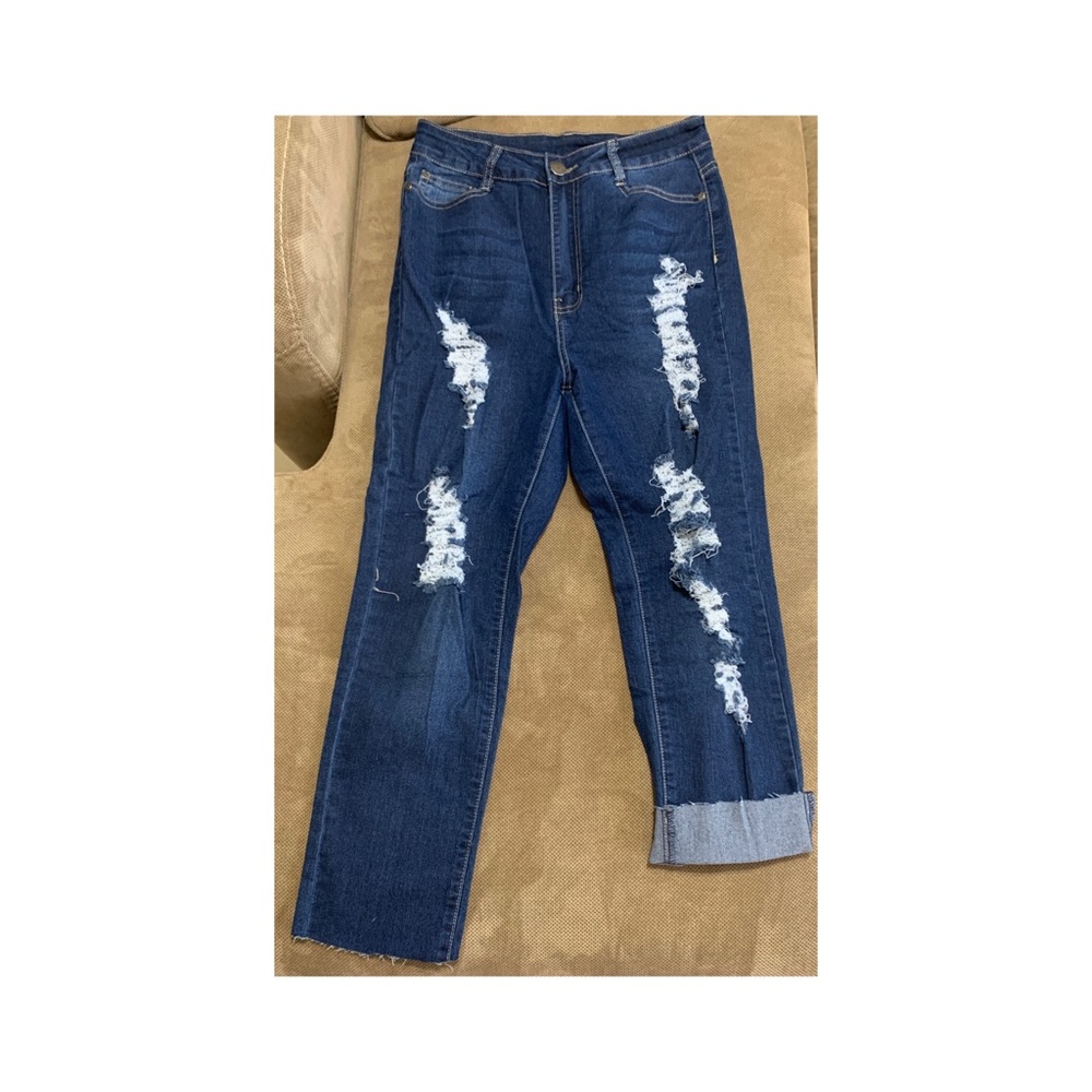 Womens size 13/14 FASHIONNOVA jeans